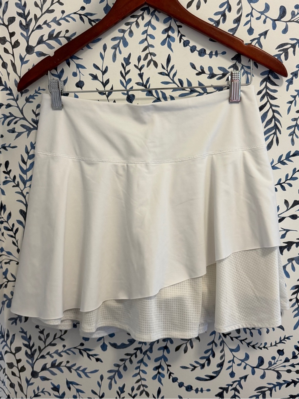 Athleta ace mesh skort white